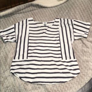 Old Navy womens striped shirt
